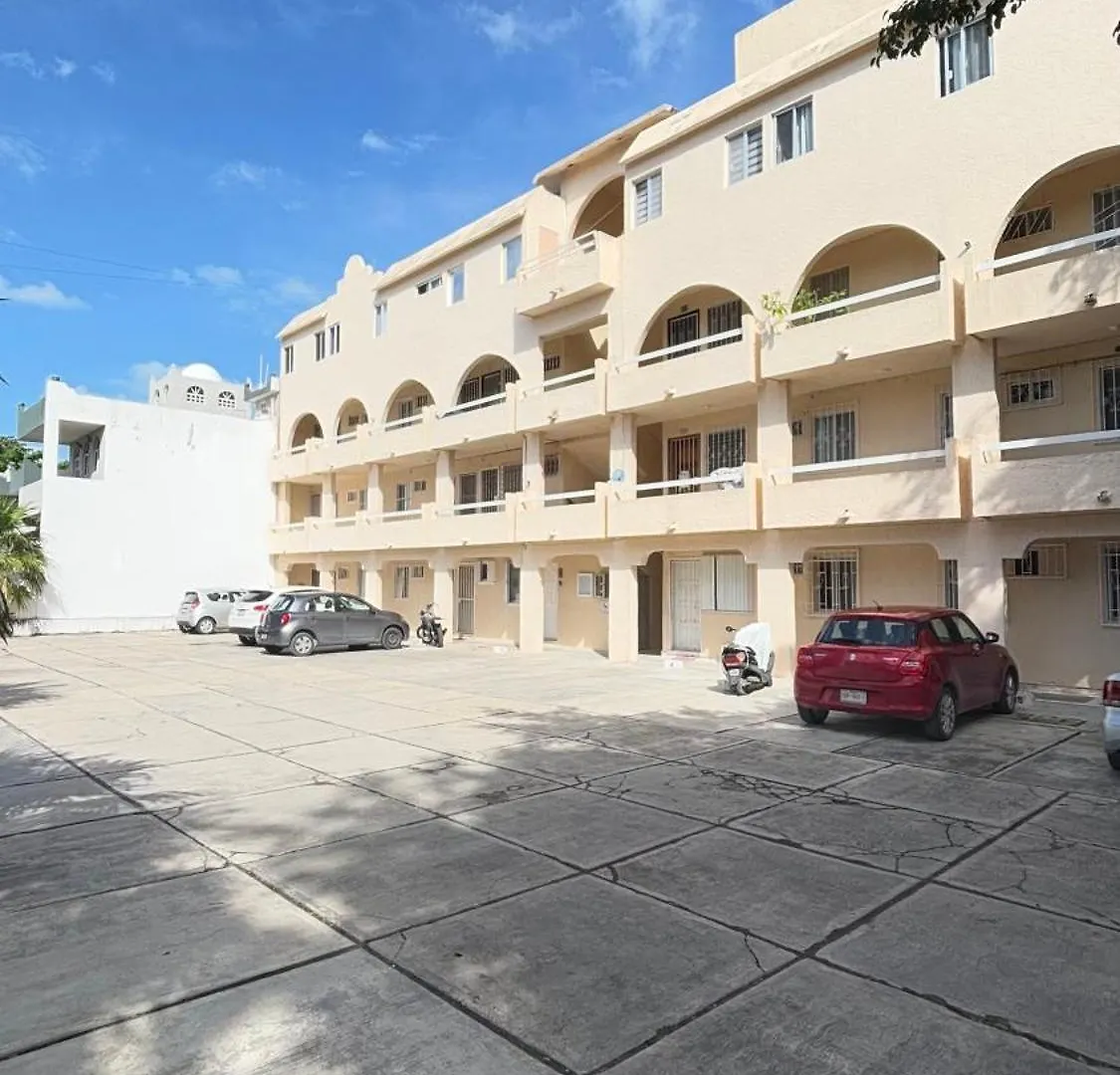 Beautiful Apartment In Cancun Beach Front Ocean View