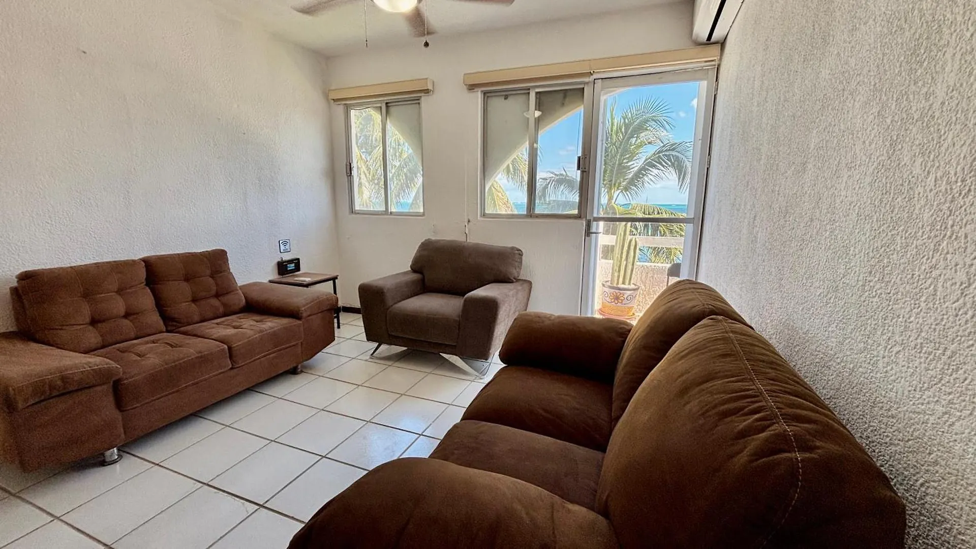 Beautiful Apartment In Cancun Beach Front Ocean View