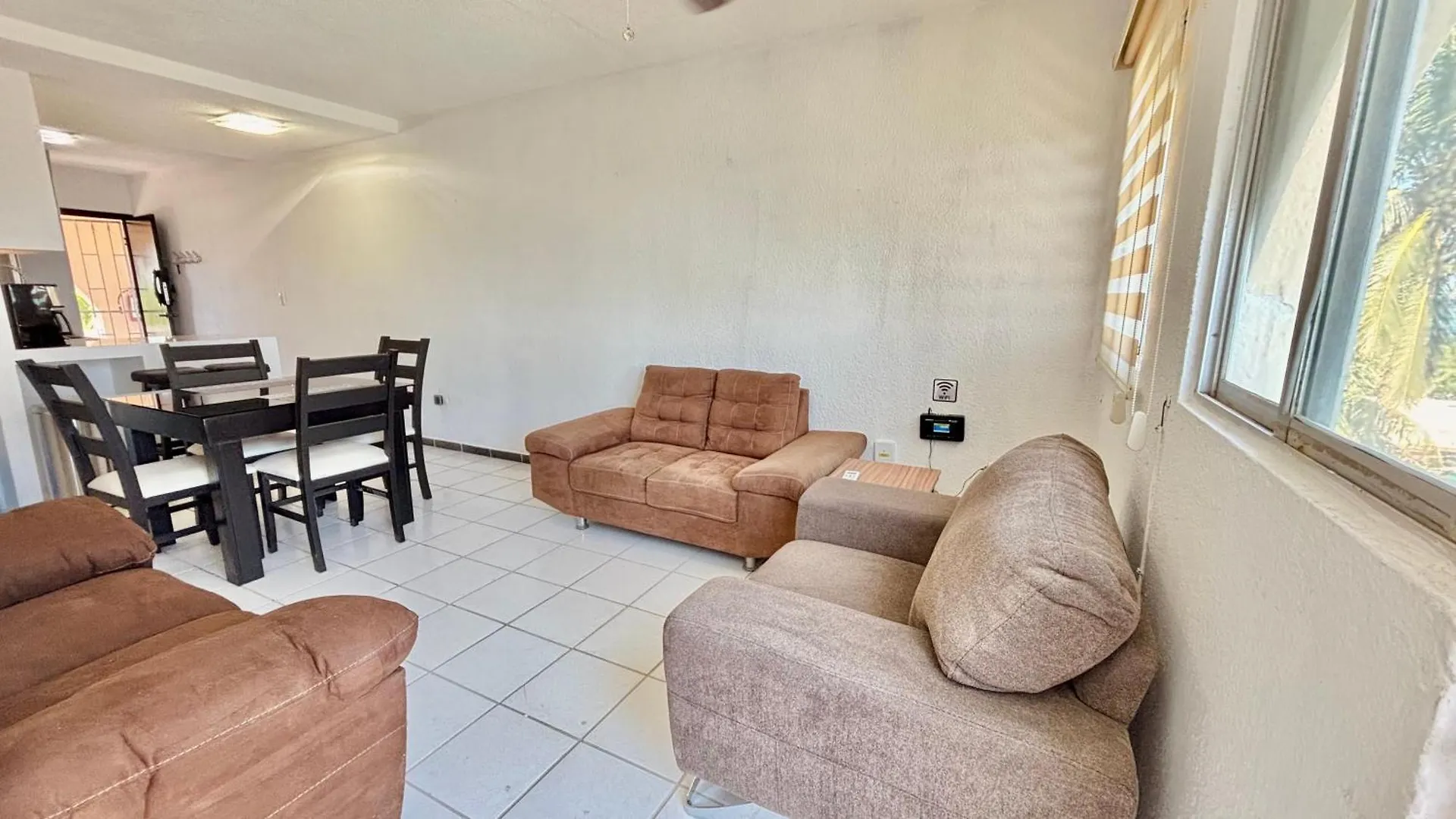 Beautiful Apartment In Cancun Beach Front Ocean View