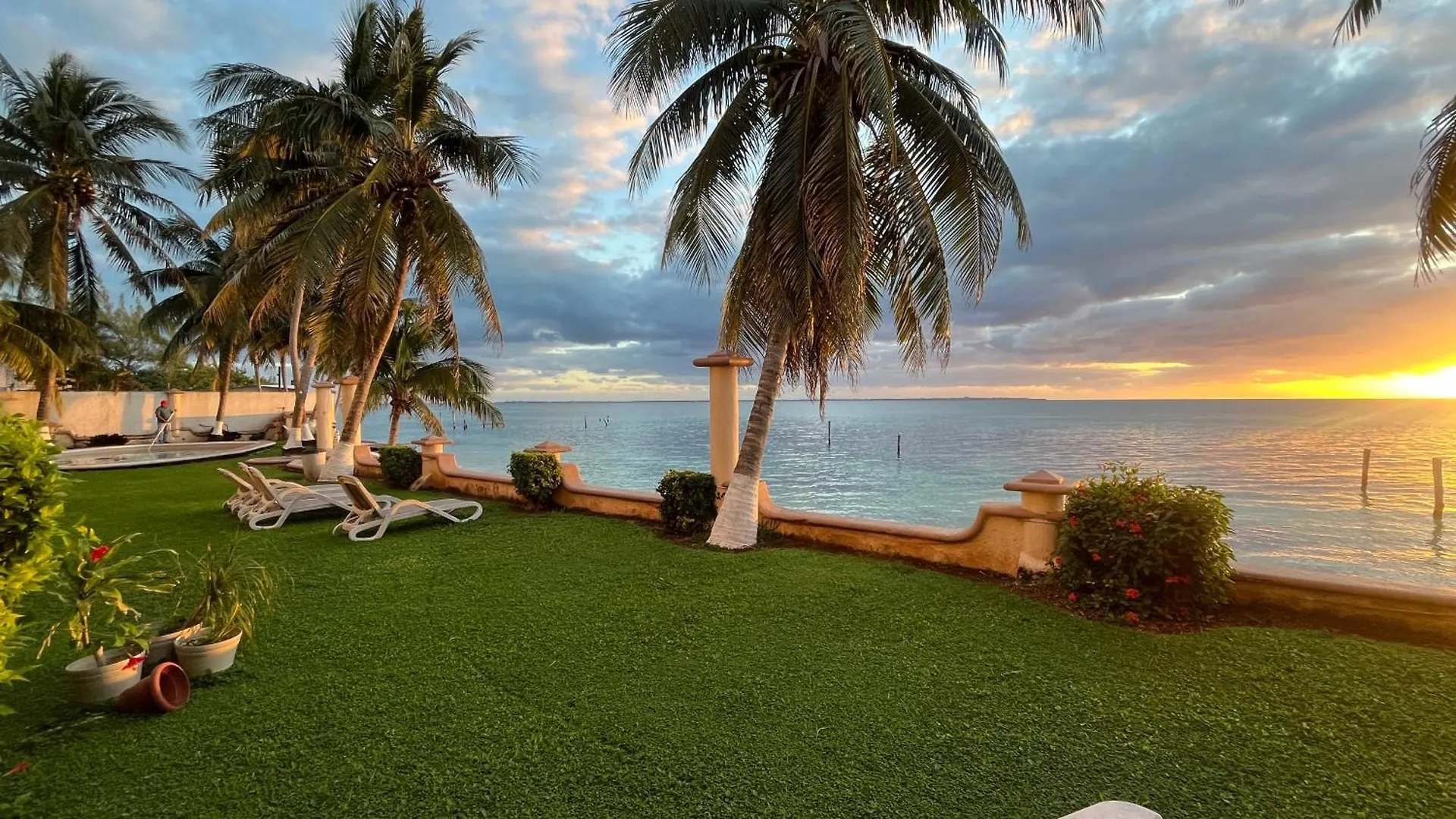 Beautiful Apartment In Cancun Beach Front Ocean View Mexico