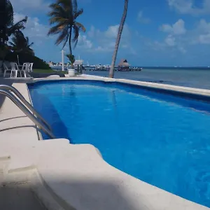 Bed & Breakfast Ocean View Flamingo, Cancun